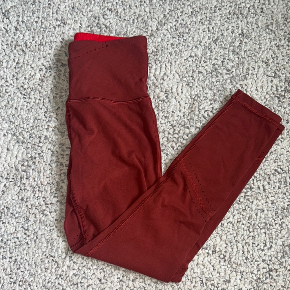 Athleta Vibrant Red It's A Wrap 7/8 Tights